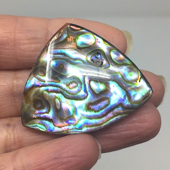 Vintage Triangular Abalone Shell Resin Coated Pin Brooch - Picture 9 of 13